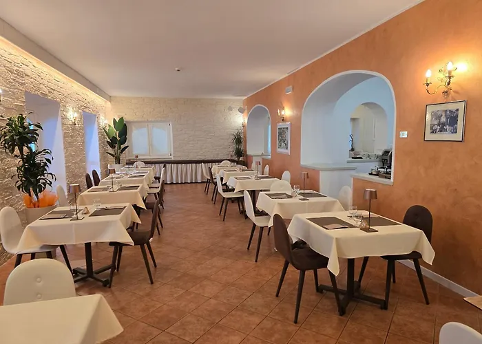 Lago Park Hotel